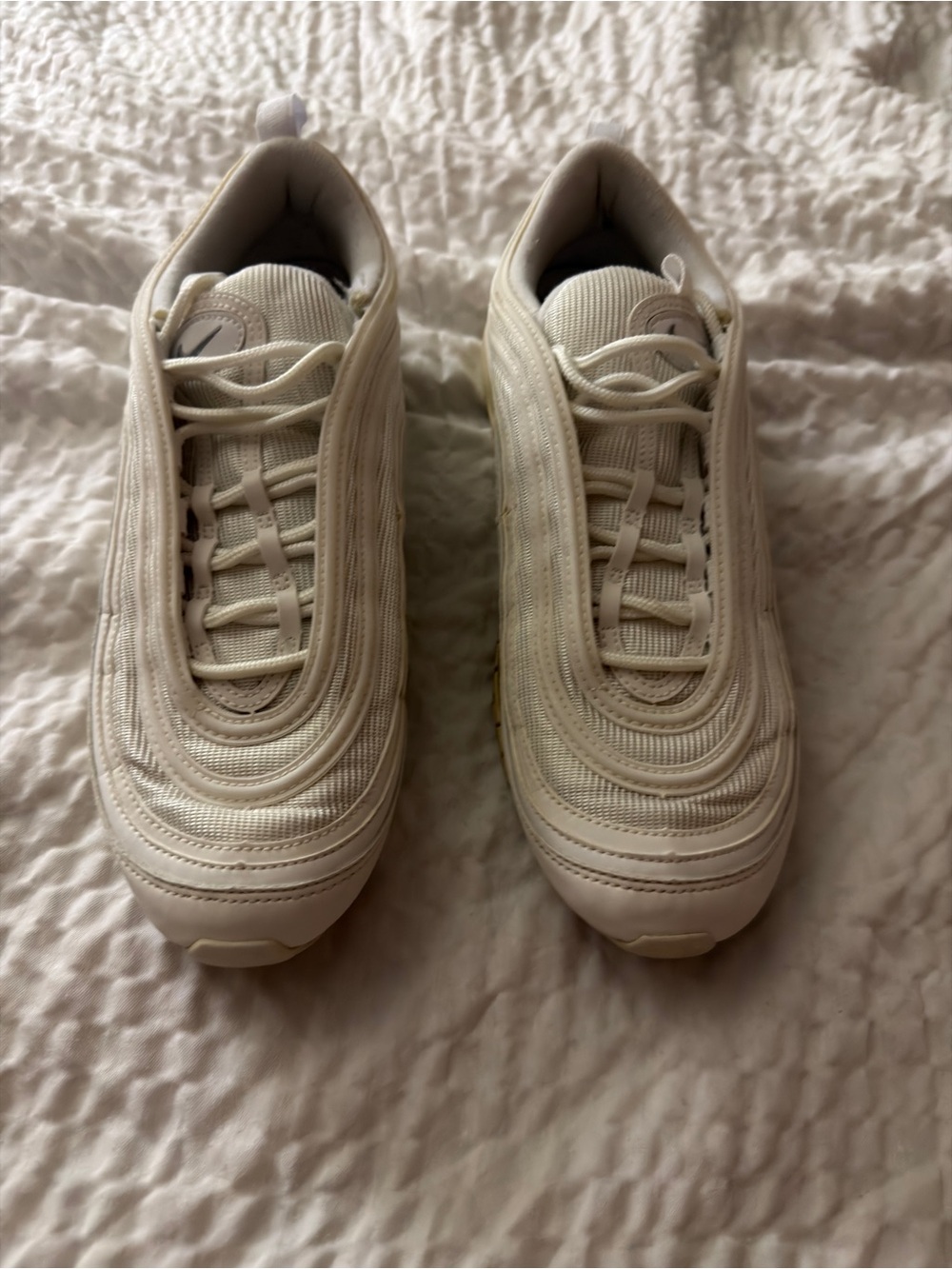 Nike Women's Cream Lace-Up Athletic Sneakers size 10
